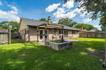16238 Brookford Drive, Houston, TX 77059 - Photo 26