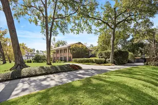 319 Longwoods Ln, Houston, TX 77024 - Photo 2