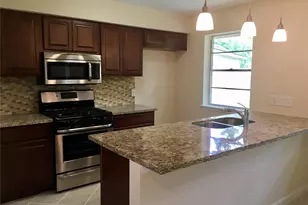5115 Tashkent Dr, Friendswood, TX 77546 - Photo 4