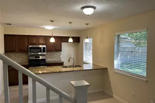 5115 Tashkent Dr, Friendswood, TX 77546 - Photo 2