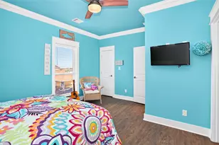 1335 Emerald Dr, Crystal Beach, TX 77650 - Photo 30