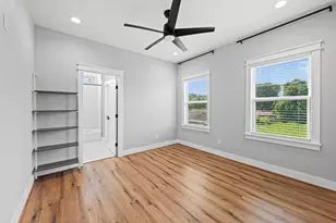 6476 T C Jester Blvd, Houston, TX 77091 - Photo 20