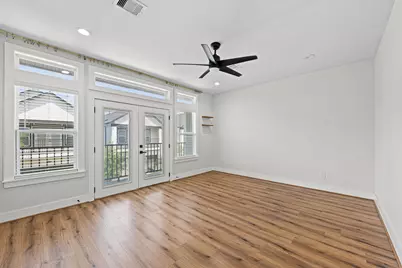 6476 T C Jester Boulevard, Houston, TX 77091 - Photo 14