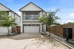 6476 T C Jester Blvd, Houston, TX 77091 - Photo 2
