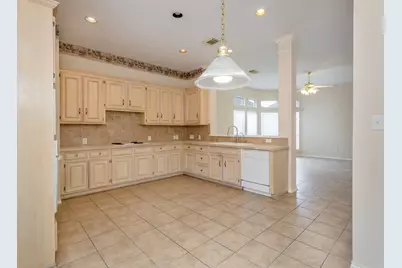 21915 Rivergate Court, Richmond, TX 77469 - Photo 16