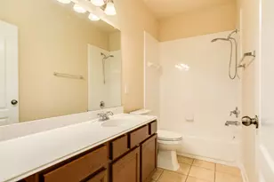 1025 Luke Dr, Alvin, TX 77511 - Photo 16