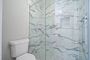 3714 Echo Grove Ln, Houston, TX 77043 - Photo 26