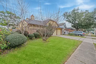 3714 Echo Grove Lane, Houston, TX 77043 - Photo 4