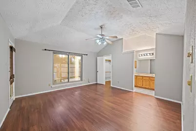 3714 Echo Grove Lane, Houston, TX 77043 - Photo 16