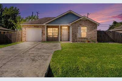 8506 Shiloh Street, Texas City, TX 77591 - Photo 1