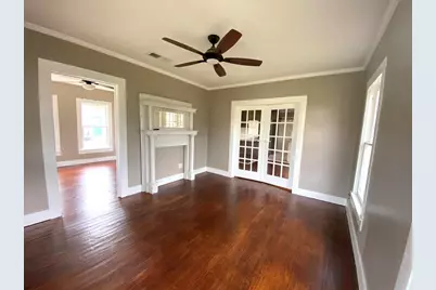 513 E Bernard Street, West Columbia, TX 77486 - Photo 4