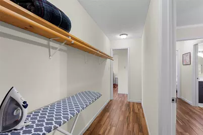 4727 W Alabama Street #214, Houston, TX 77027 - Photo 8