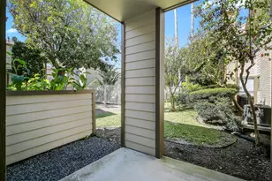 7065 N Holiday Dr, Galveston, TX 77550 - Photo 14