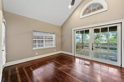 6733 Sylvan Road, Houston, TX 77023 - Photo 14