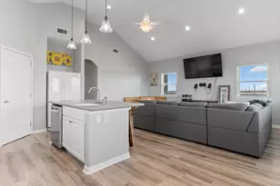 25112 FM457, Sargent, TX 77414 - Photo 14