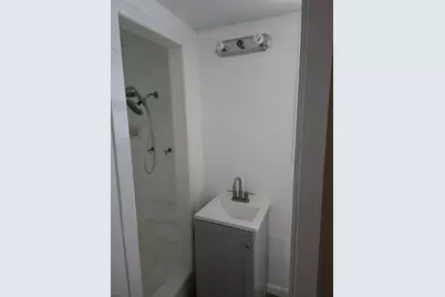 111 Bowie Street, Port Lavaca, TX 77979 - Photo 10