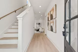 241 Rebecca St, Houston, TX 77022 - Photo 4