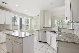 19311 Sun River Ln, Tomball, TX 77377 - Photo 14