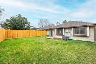 11551 Gullwood Dr, Houston, TX 77089 - Photo 26