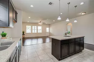 12319 Gatewood Dr, Mont Belvieu, TX 77535 - Photo 10