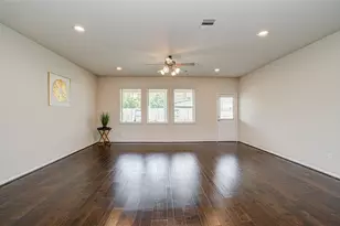 12319 Gatewood Dr, Mont Belvieu, TX 77535 - Photo 4