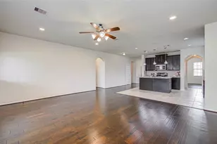 12319 Gatewood Dr, Mont Belvieu, TX 77535 - Photo 18
