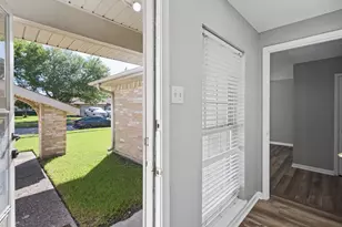 1323 Castle Glen Dr, Houston, TX 77015 - Photo 8