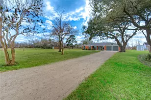 8602 Bissell Rd, Manvel, TX 77578 - Photo 4