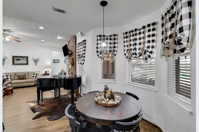 9934 Palm Drive, Mont Belvieu, TX 77523 - Photo 28