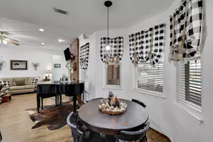 9934 Palm Dr, Mont Belvieu, TX 77523 - Photo 28