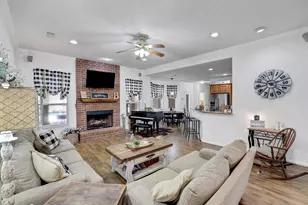 9934 Palm Dr, Mont Belvieu, TX 77523 - Photo 18