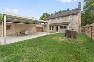 9919 Golden Sunshine Dr, Houston, TX 77064 - Photo 22