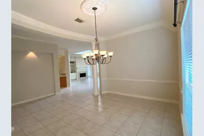4518 N Pine Brook Way, Houston, TX 77059 - Photo 6