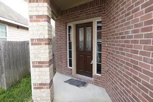 10225 Wood Fern Ct, Conroe, TX 77385 - Photo 4