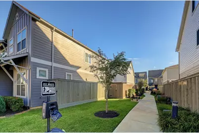 1415 Biondo Way, Houston, TX 77008 - Photo 20