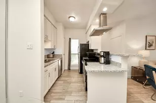 7950 N Stadium Dr, Houston, TX 77030 - Photo 12