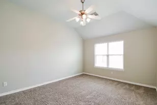 4814 Emerald Bay Cir, Baytown, TX 77523 - Photo 6