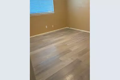 10722 Highland Woods Drive, Sugar Land, TX 77498 - Photo 4