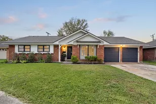 1807 Tattenhall Dr, Houston, TX 77008 - Photo 1