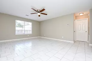 7818 Summer Pl Dr, Humble, TX 77338 - Photo 4