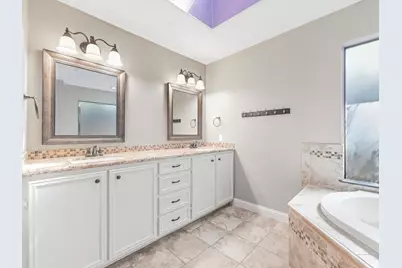 18310 Lake Oaks Drive, Spring, TX 77388 - Photo 16