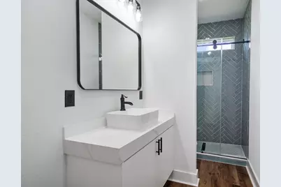 1211 W Canal, Crystal Beach, TX 77650 - Photo 24