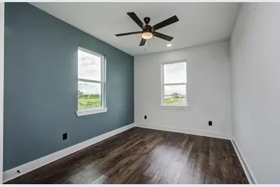 1211 W Canal, Crystal Beach, TX 77650 - Photo 22