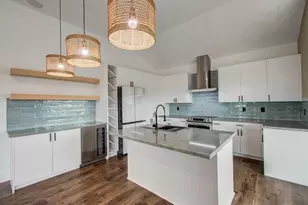 1211 W Canal, Crystal Beach, TX 77650 - Photo 14