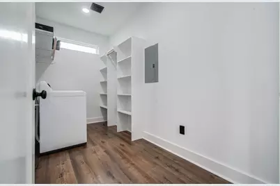 1211 W Canal, Crystal Beach, TX 77650 - Photo 16