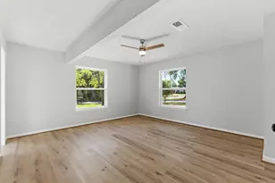 9326 Meadowbriar Ln, Houston, TX 77063 - Photo 22