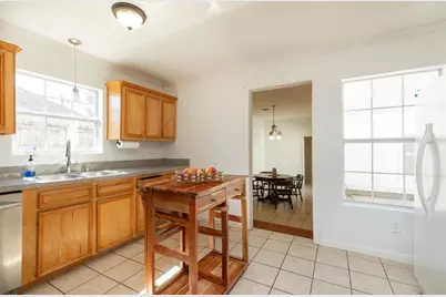 531 Dogwood Street, Houston, TX 77022 - Photo 10
