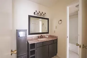 2121 Hepburn St, Houston, TX 77054 - Photo 14