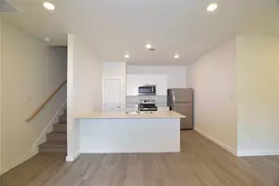 1230 3rd Ave N, Texas City, TX 77590 - Photo 4