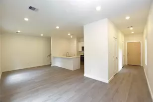 1230 3rd Ave N, Texas City, TX 77590 - Photo 12